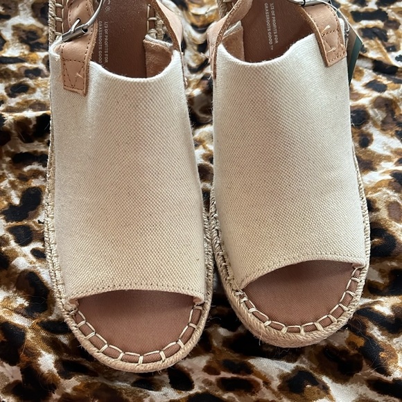 Brand New TOMS Natural Oxford Leather Neutral Espadrille Wedge Slingback Sandals - Picture 12 of 14